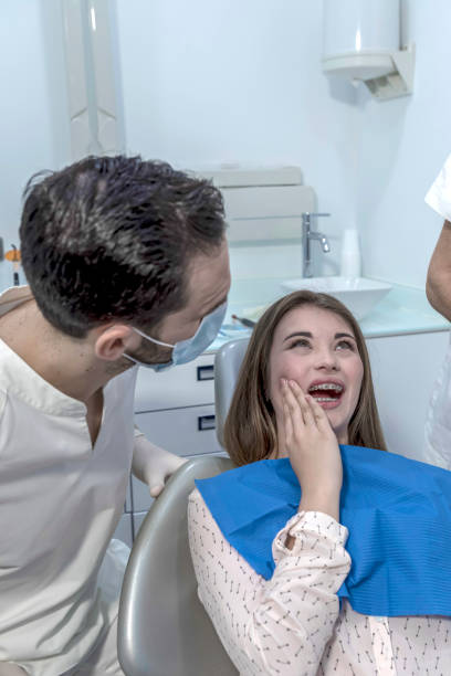 Dentist for Dental Trauma in MS